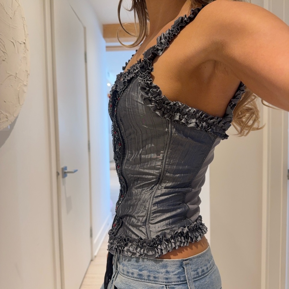 Satin Ruffled Sleeveless Corset Top — Charcoal Gray - Picture 2 of 5
